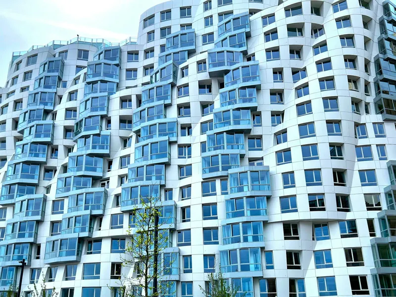 صورة معمارية توضيحية لمبنى سكني